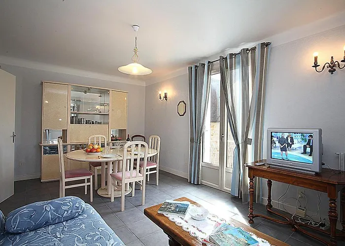 Huguette A Sarlat-la-Canéda